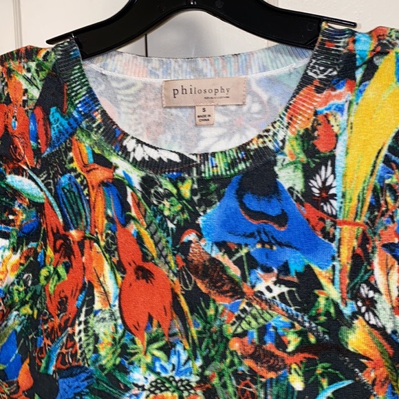 Philosophy Small Tropical Print Colorful Short Sleeve Top - Picture 4 of 8